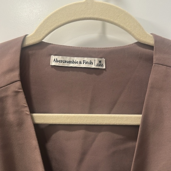 Brown V-Neck Blouse - Picture 2 of 3